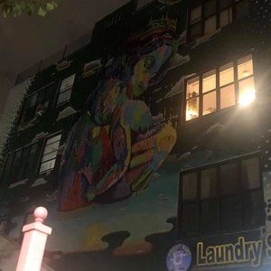 Meet your Posher, Donailys